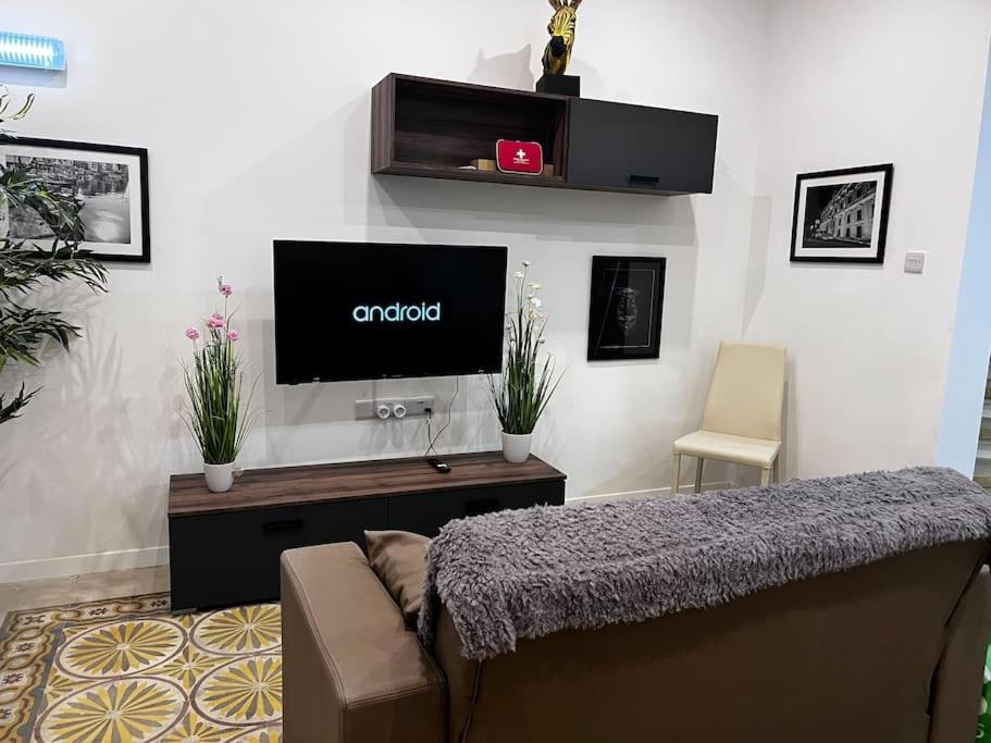 Dar Barbara - Duplex 1 Double Bed Maltese Style House Cospicua Exterior foto